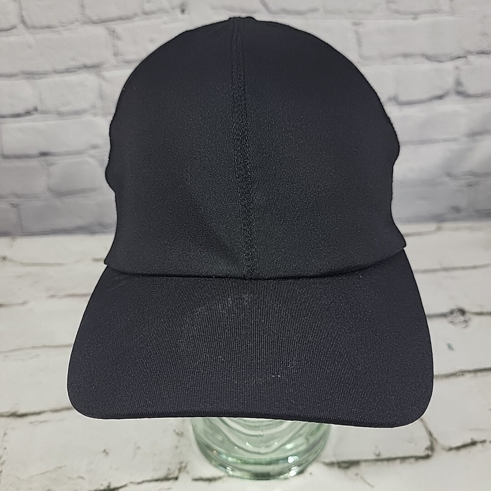 Athletic Cycling Hat Black Fitted One Size Stretchy Cap